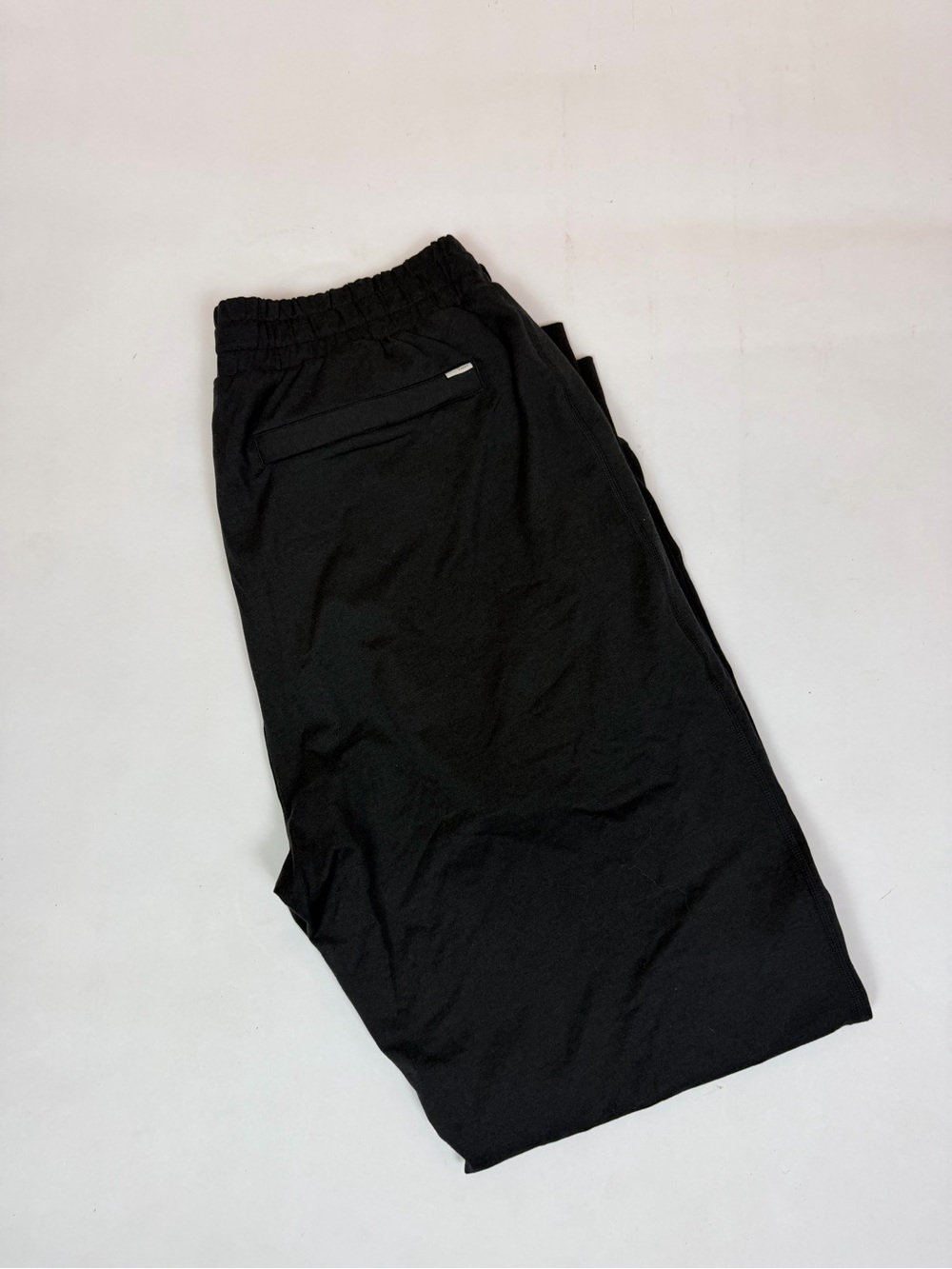 Vuori Ponto Performance Joggers Pant Men Large Black Poly V438